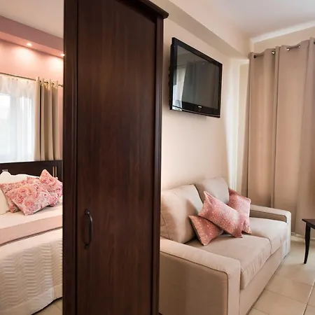 Nv - Sea Front Av Apartament Nikiana