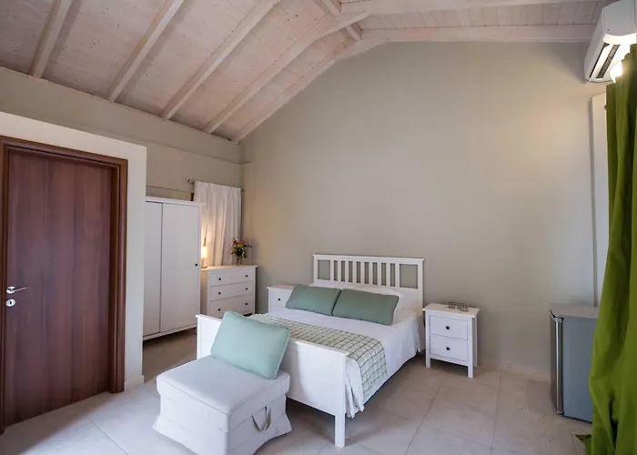 Nv - Sea Front Av 니키아나